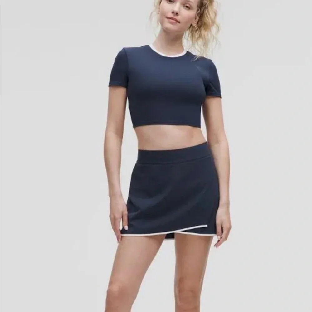 Women's Navy Crop Top - Picture 3 of 6